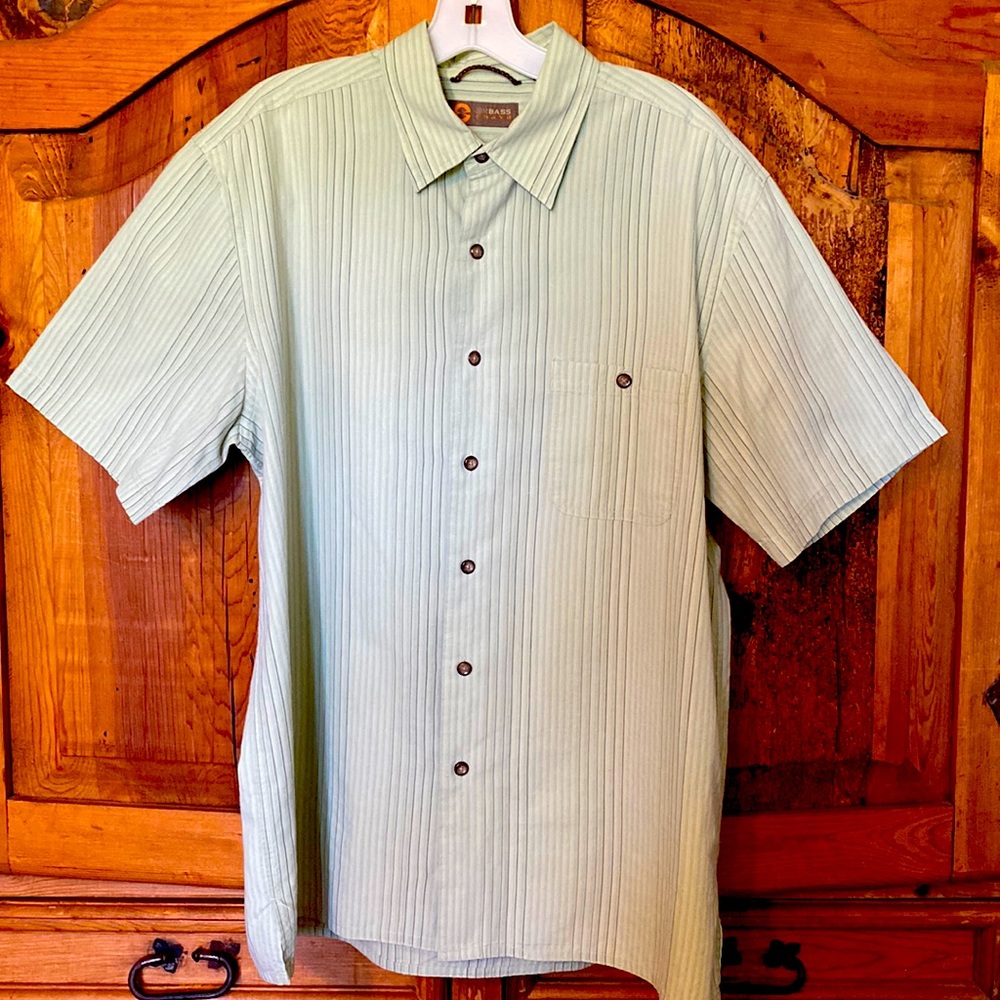 GH BASS EARTH size L Light Green and Blue Striped Outdoor Shirt!